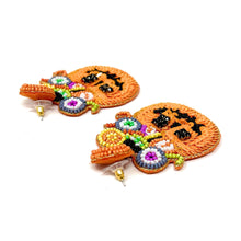 Load image into Gallery viewer, Halloween beaded Earrings, Pumpkin candy bucket Earrings, halloween Earrings, candy Halloween Earrings, earrings for halloween, Pumpkin candy bucket beaded earrings, spooky beaded earrings, Pumpkin earrings, Unique earrings, statement earrings, Halloween jewelry, cat earrings, candy bucket earrings, spooky cat earrings, costume jewelry, Holiday earrings, custom earrings, custom designs, dangling earrings, lightweight earrings, halloween accessories, halloween vibes, spooky vibes, handmade gifts