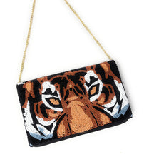 Load image into Gallery viewer, Beaded purse, tiger beaded clutch purse, GameDay Purse, Tiger Beaded clutch bag, College GameDay clutch, Tiger Purse, Tiger Purse, Geaux tigers team, college coin purse, college beaded clutch, beaded purse, best friend gift, Tiger college bag, college gameday gift, geaux tigers clutch, Tiger pouch, hotty toddy coin purse, hotty toddy coin pouch, Geaux gifts, hotty toddy fan, college gifts, college football coin purse, LSU college, Geaux tigahs, college football bag, crossbody tiger bag