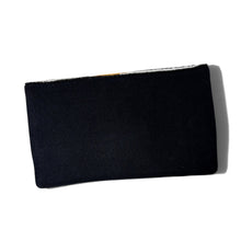 Load image into Gallery viewer, Toucan Beaded Clutch