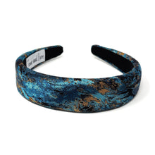 Load image into Gallery viewer, Blue patterned headband on a white background