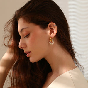 Shell Flower Pearl Hoop Earrings