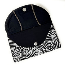 Load image into Gallery viewer, Elegant black beaded clutch with intricate design