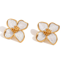 Load image into Gallery viewer, Flower-shaped earrings with 18k gold plated and white design on a white background