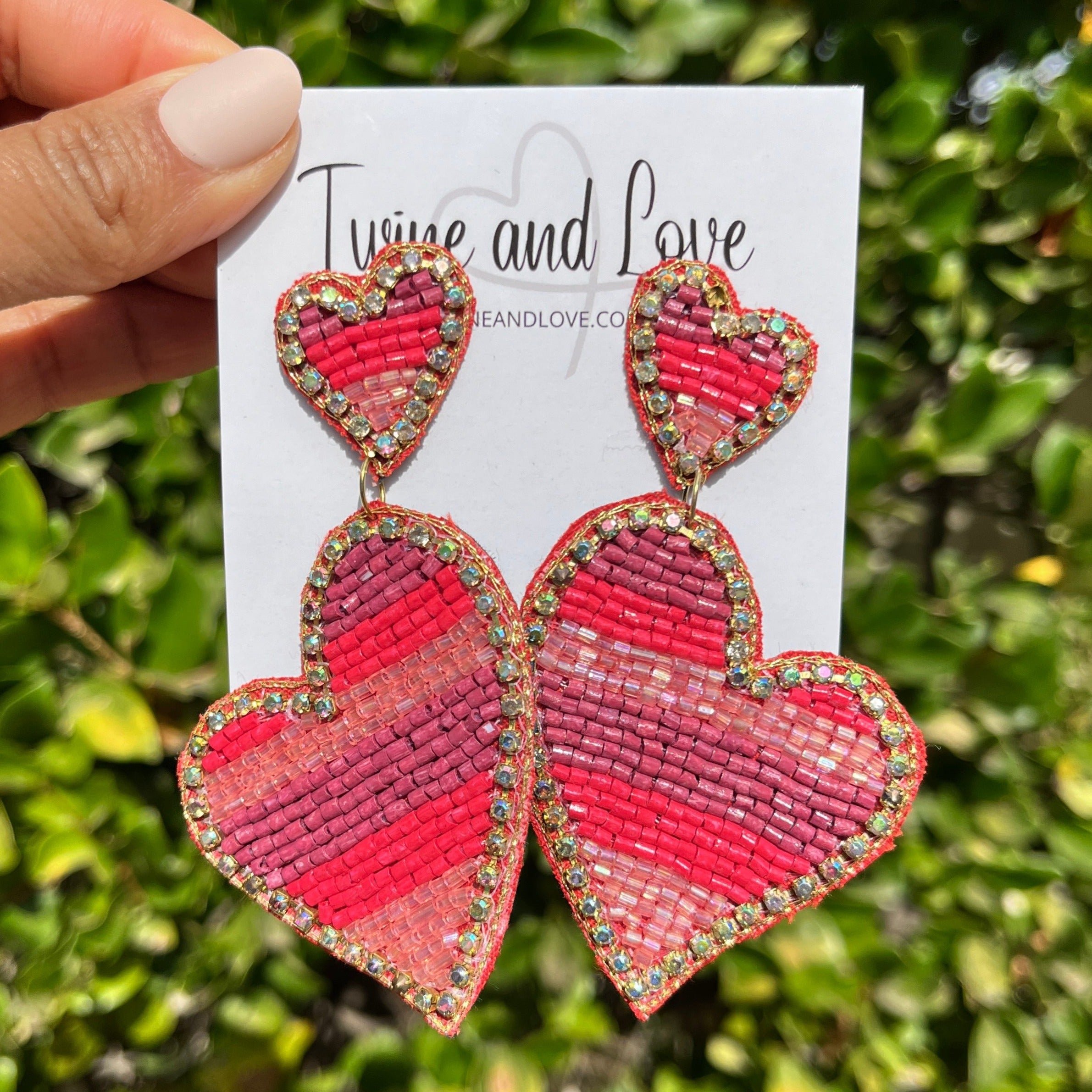 Heiheiup Valentine's Day Red Hollowed Out Hearts Strung Together Earrings  Double Sided Wooden Earrings Valentines Earrings Beaded 