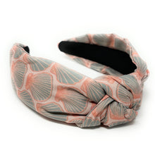 Load image into Gallery viewer, headband for women, beige knot headband, headbands for women, seashells headband, beige blush headband, blush top knot headband, seashell top knot headband, blush knot headband, summer hairband, trendy headbands, handmade headbands, beige top knotted headband, knotted headband, custom headband, fashion headbands, handmade headband, sea headband, vacation headband, neutral seashells headband, handmade gifts, headband for women, best selling items, resort style, resort accessories