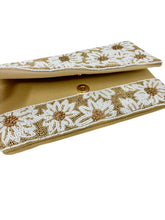 Load image into Gallery viewer, White Flowers Beaded Clutch Purse