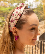 Load image into Gallery viewer, Boho chic headband adorned with a floral print and knot detail.
