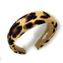 Load image into Gallery viewer, Leopard print headband on a white background