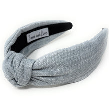 Load image into Gallery viewer, Light blue 
Elegant knot headband in a light blue color