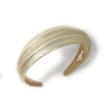 Load image into Gallery viewer, Stylish gold hair accessory perfect for any occasion