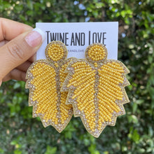 Load image into Gallery viewer, beaded earrings, statement earring, tropical beaded earrings, seed bead tropical earrings, summer earrings, best seller earrings, must have accessories, best seller accessories, friends gifts, best friend birthday gift, earrings lover, latest earrings, bead earrings,handmade sunflower earrings, sunflower earrings, birthday gift for her, birthday gift, best friend gift, yellow color lover gift, tropical gifts, yellow color party theme, yellow earrings, beach accessories, YELLOW party, tropical party theme