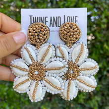 Load image into Gallery viewer, Handmade Earrings, Seashell Earrings, Seashell Flower Beaded Earrings, Statement Earrings, Seashell Beaded Earrings, Beach Beaded Earrings,beaded earrings, statement earring, tropical beaded earrings, seed bead tropical earrings, summer earrings, best seller earrings, must have accessories, best seller accessories, best friend gift, earrings lover, bead earrings, handmade earrings, birthday gift for her, best friend gift, seed beaded earrings, beach accessories