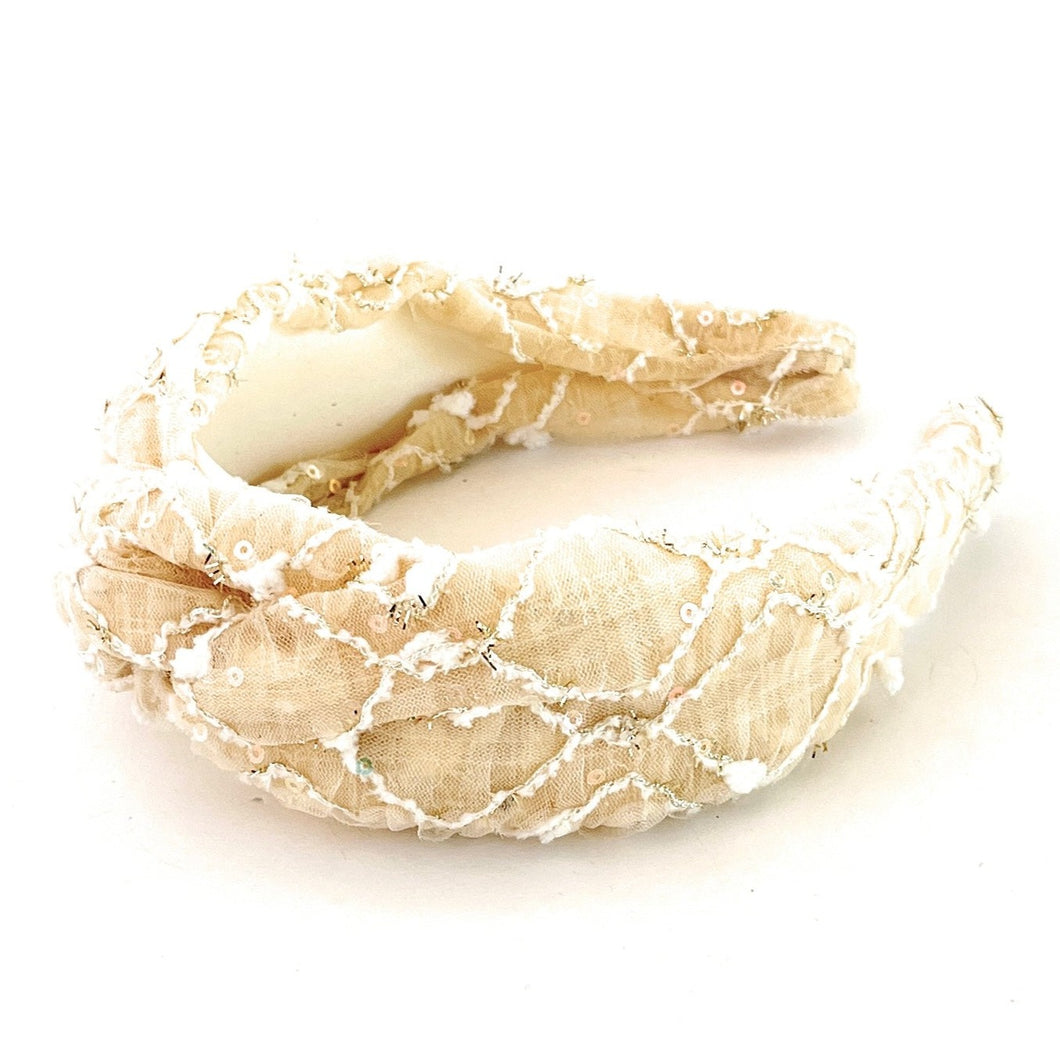 Wide Knotted headband, headbands for women, stylish headbands, headband style, top knot headband, Denim color knot headband, Black headband, Black knot hair band, top knotted headband, knotted headband, nude headband for women, hairband for women, autumn fashion headbands, fall knot headband, autumn knot headband, wide knot headbands for women, Solid knot headbands, solid wide knot headband, solid knot headband, Best seller, Best selling headbands, Nude knot headband, neutral knot headbands