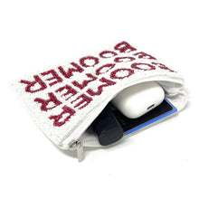 Load image into Gallery viewer, Beaded coin purse, beaded coin pouch, GameDay Purse, Beaded pouch, Coin purse, coin pouch, College GameDay pouch, college coin purse, college coin pouch, beaded purse, best friend gift, college coin bag, college gameday gift, boomer sooner coin pouch, Oklahoma Sooners college gifts, boomer sooner fan, college gifts, college football coin purse, BOOMER SOONER college football, Boomer Sooner coin pouch, Boomer coin purse, Boomer Sooner beaded coin purse, Oklahoma sooners beaded coin pouch, Oklahoma coin purse